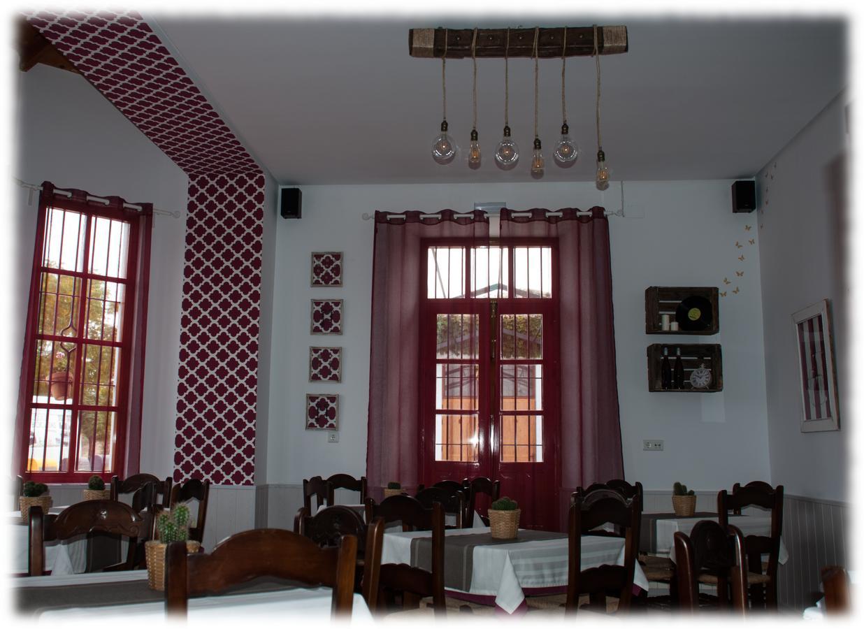 Hostal- Restaurante Estacion Via Verde โอลเวรา ภายนอก รูปภาพ